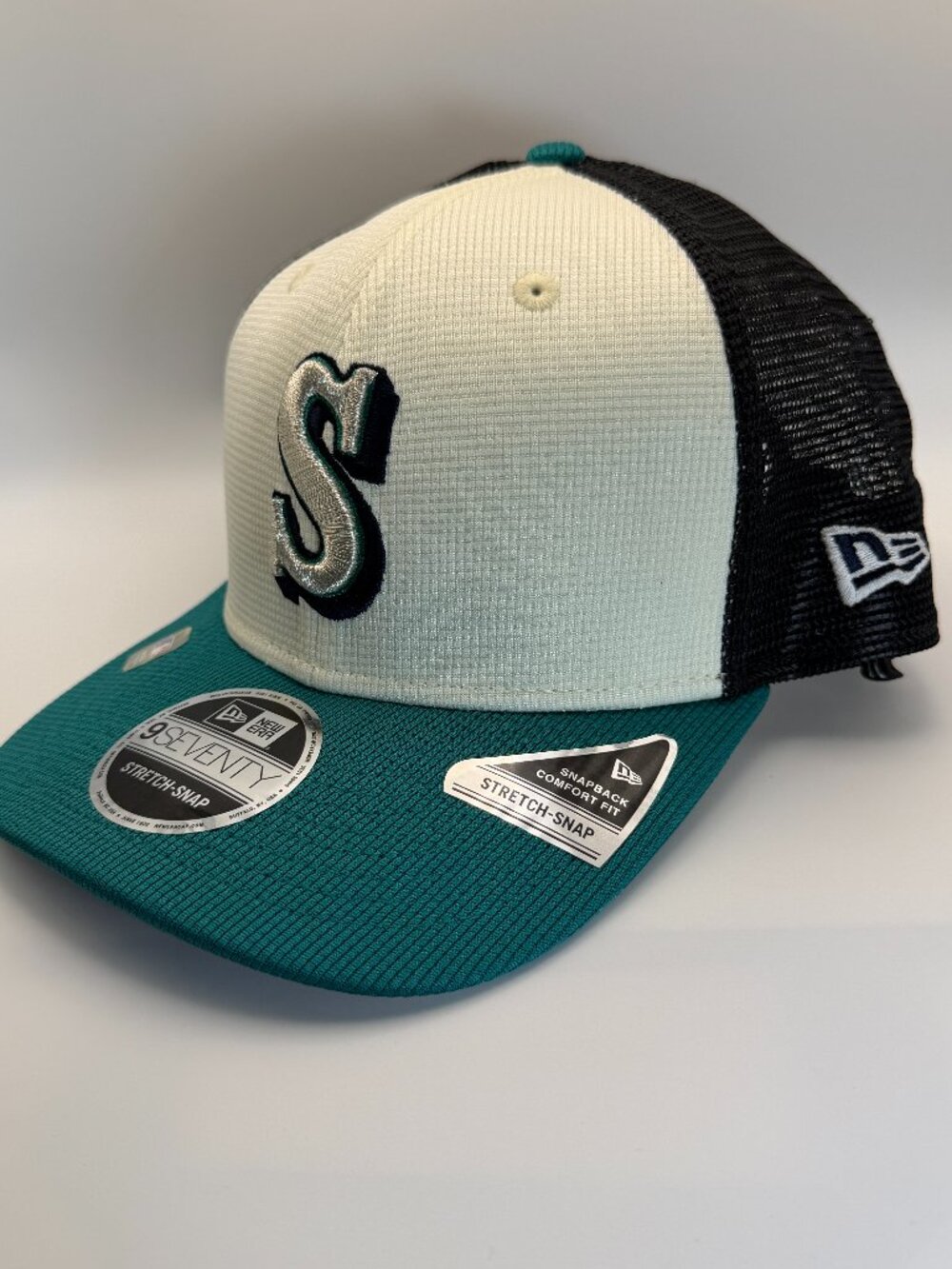 New Era 9SEVENTY Seattle Mariners Mesh Trucker Snapback Stretch-Snap Hat NWT